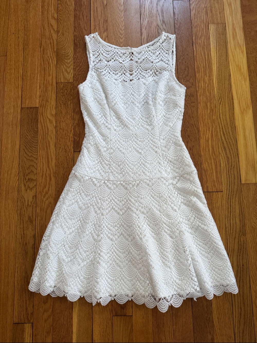 White House Black Market White Sleeveless Scoop Neck Lace Dress